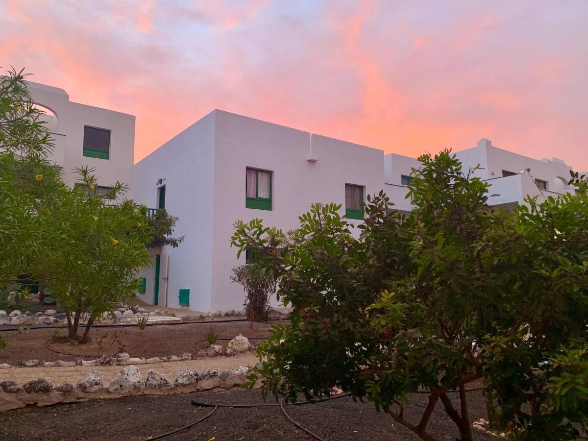 La Dama Gris - Fuerteventura Holiday Wi-Fi Коста-де-Антигуа Экстерьер фото